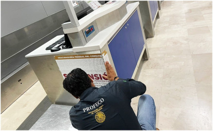 Profeco coloca sellos de suspensión a Volaris y Viva Aerobus 