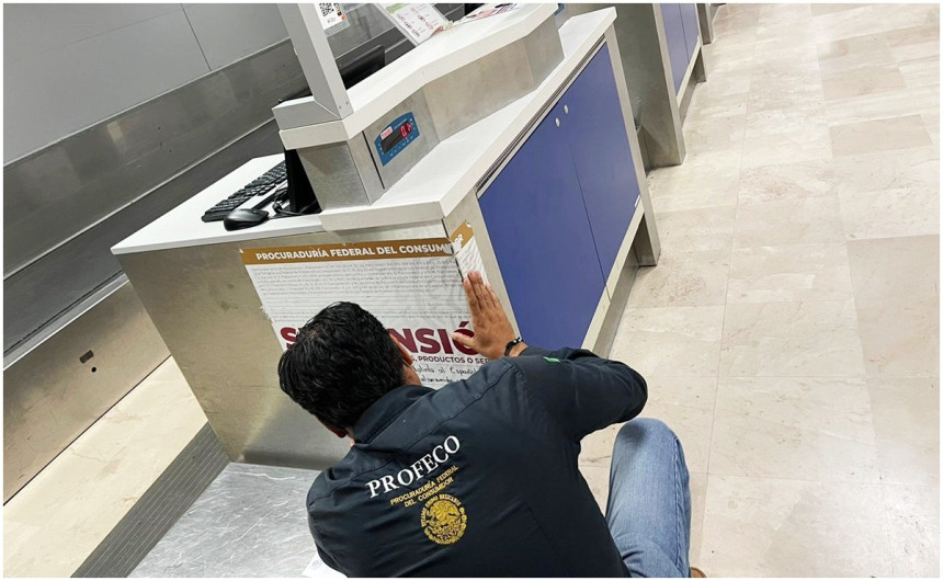 Profeco coloca sellos de suspensión a Volaris y Viva Aerobus 