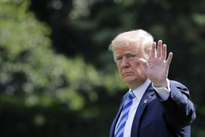 Trump deja G-7 para reunión con Kim en “misión de paz”