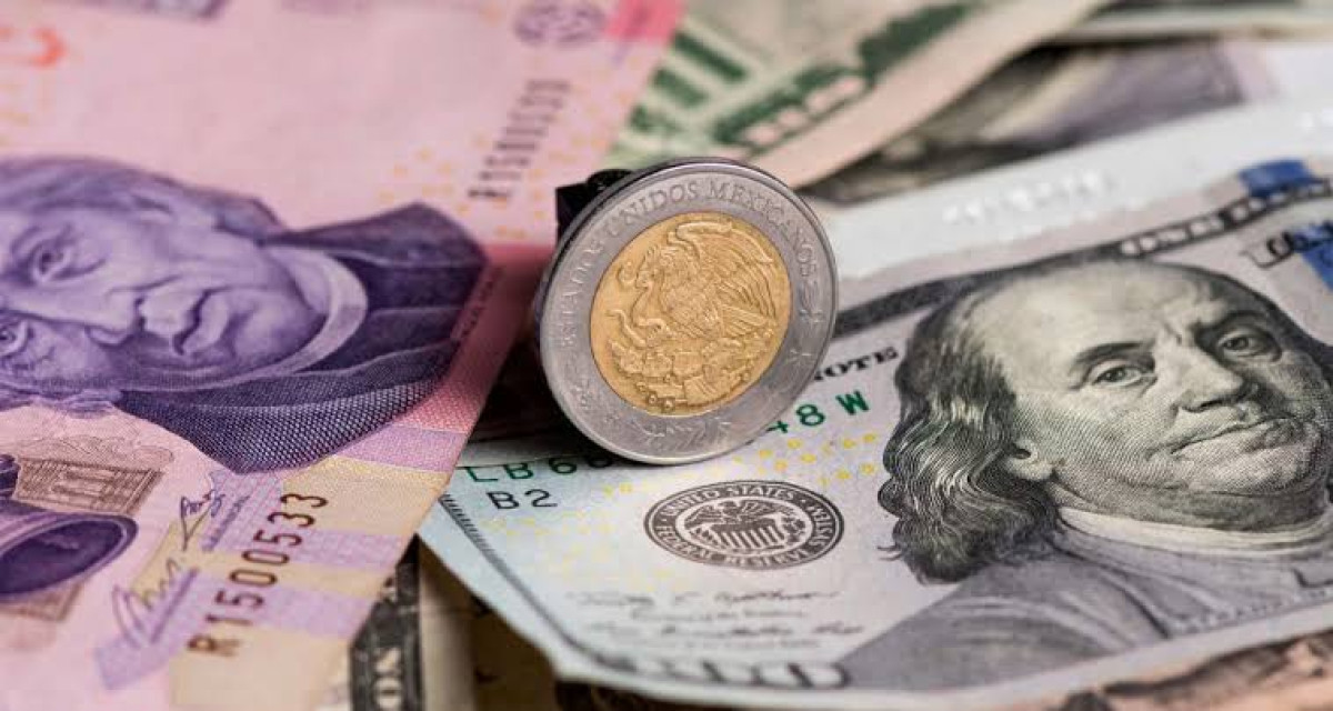 Peso abre con pérdida de 3% por preocupación sobre el sistema financiero en EU