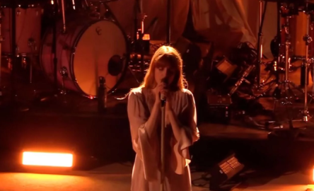 Florence + The Machine interpreta en vivo canción de GOT