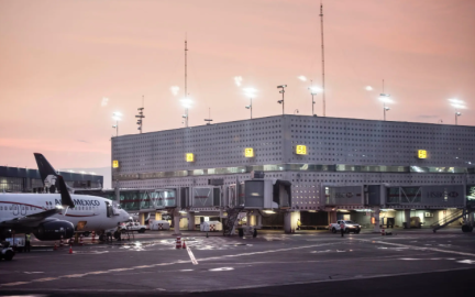 "Falso el decreto que limitaba vuelos en el AICM": Adán Agusto López 