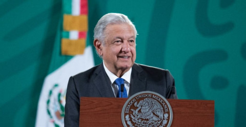 Autoridad competente decidirá si se abre juicio político contra expresidentes: AMLO 