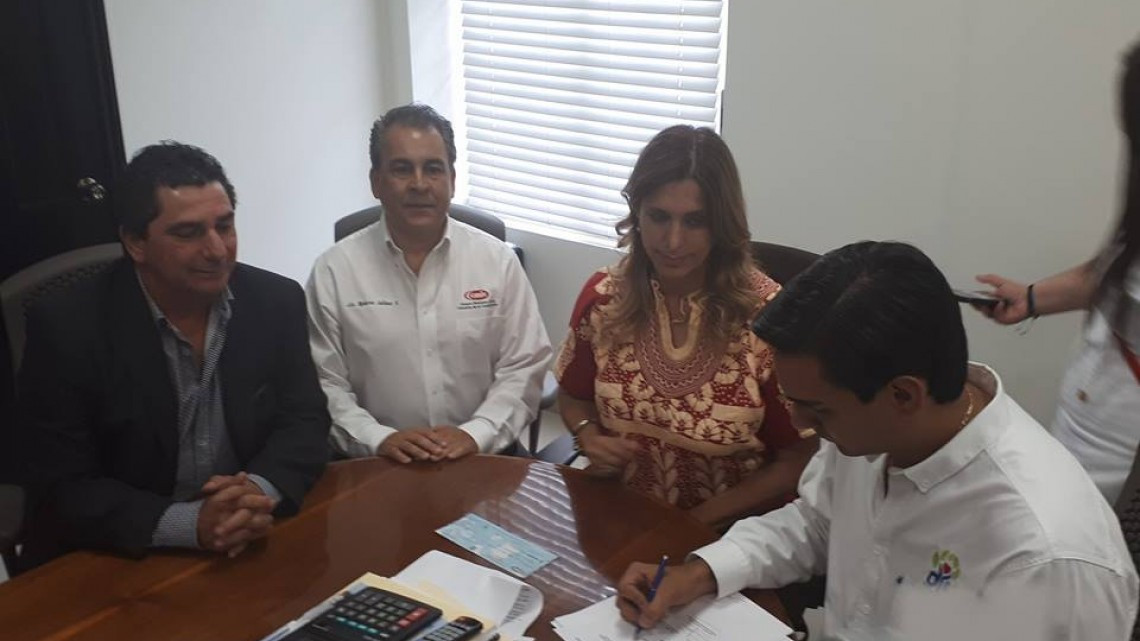 Ayuntamiento firma convenio para aplicar retenciones