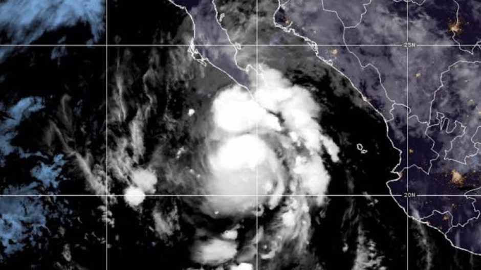¡Alerta! Huracán Lorena se intensifica y se aproxima a México