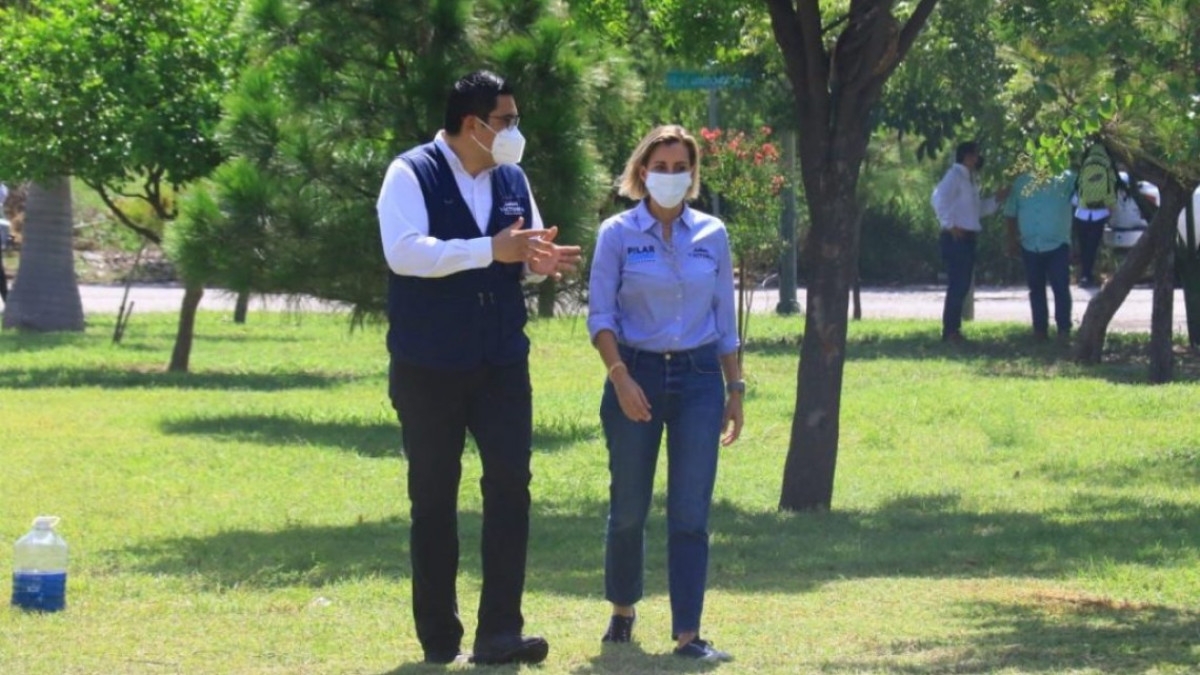 Continúan trabajos de mantenimiento en áreas verdes en Victoria