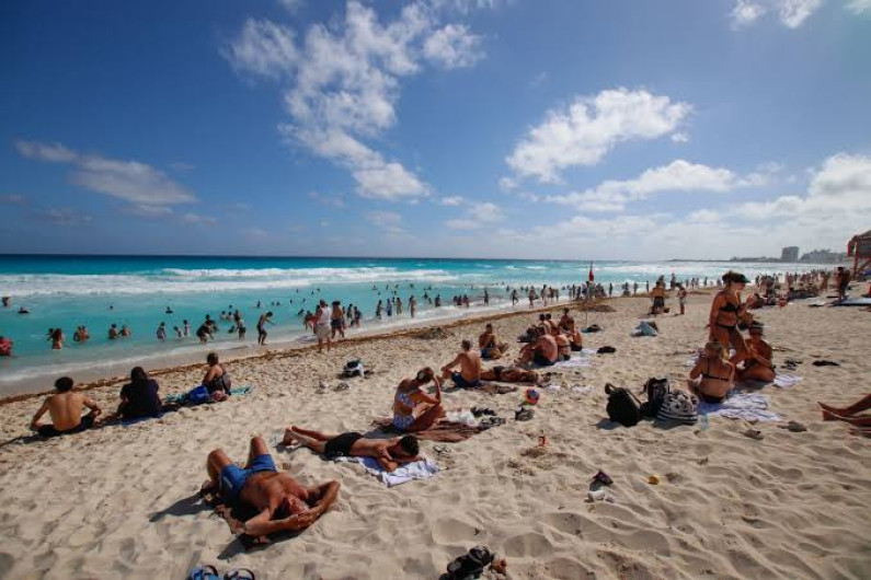 Diputados avalan nuevamente "Vacaciones dignas" con 12 días seguidos; pasa al Senado