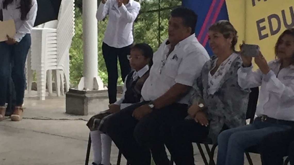 Para prevenir robos o un accidente, piden construcción de barda