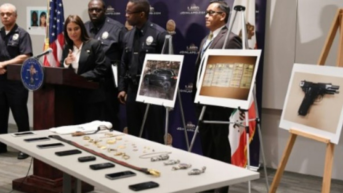 Dentienen a sospechosos de robar en casa de Rihanna