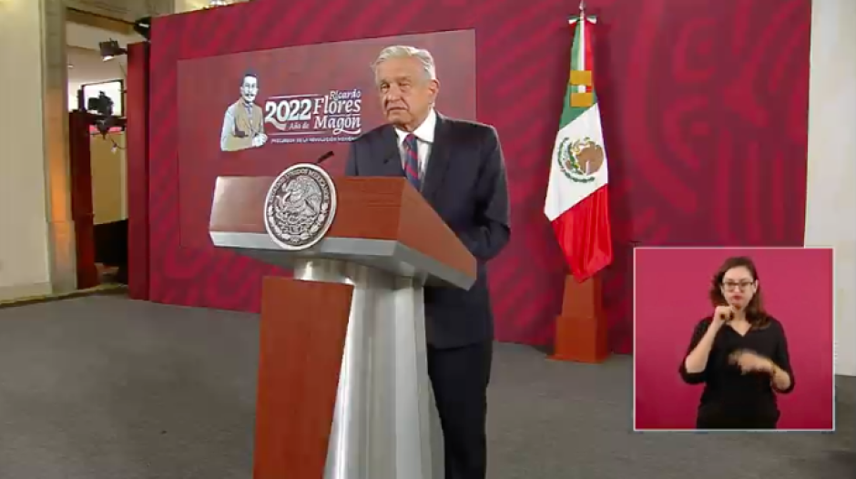 AMLO asegura hay "mano negro de conservadores" tras críticas de religiosos 