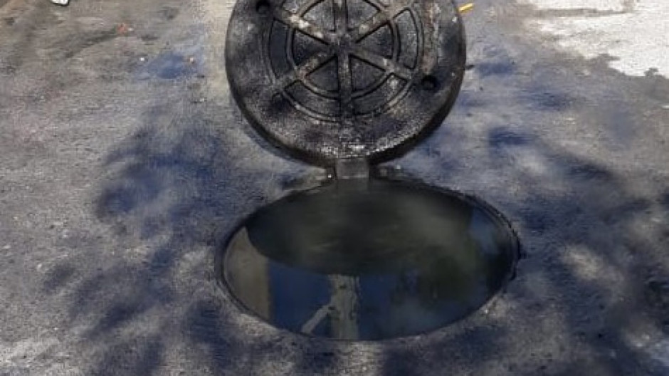 COMAPA exhorta a no tirar basura ni levantar tapas de drenaje