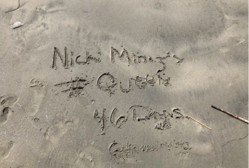 Nicki Minaj publica foto recordando el estreno de su disco