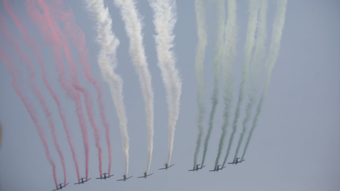 Así se vive el Desfile por el 111 Aniversario de la Revolución Mexicana encabezada por AMLO 