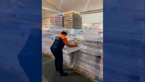 Cofepris aseguró 112 mil unidades de Peperami, Chaparrita y Barrilito