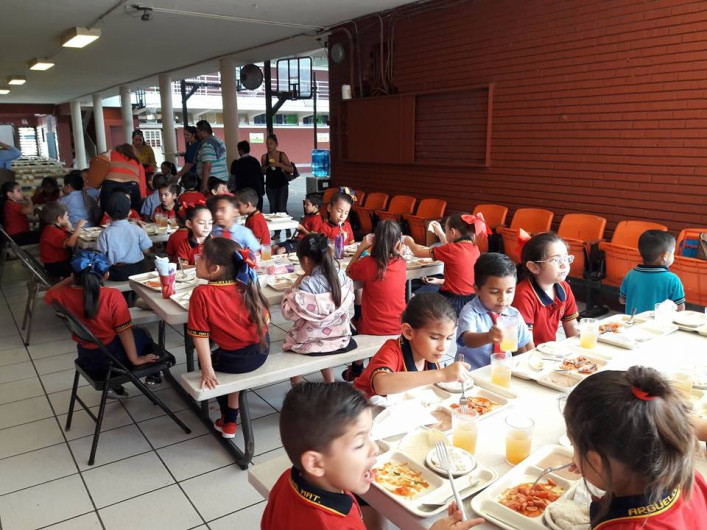 Últimos días para cobrar la becas económica a estudiantes sobresalientes