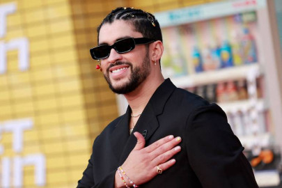 Bad Bunny demanda a un fanático