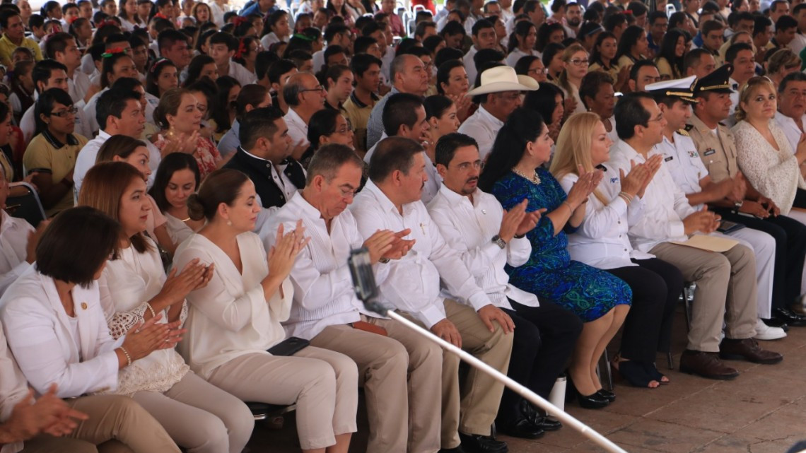 Andrés Zorrilla Moreno, asiste a la a ceremonia del 188 aniversario de la Victoria de Tampico