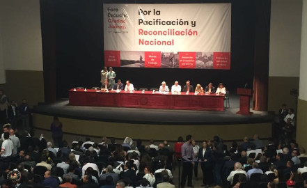 Foros sólo eran una simulación para calmar a la sociedad: Giovanni Barrios