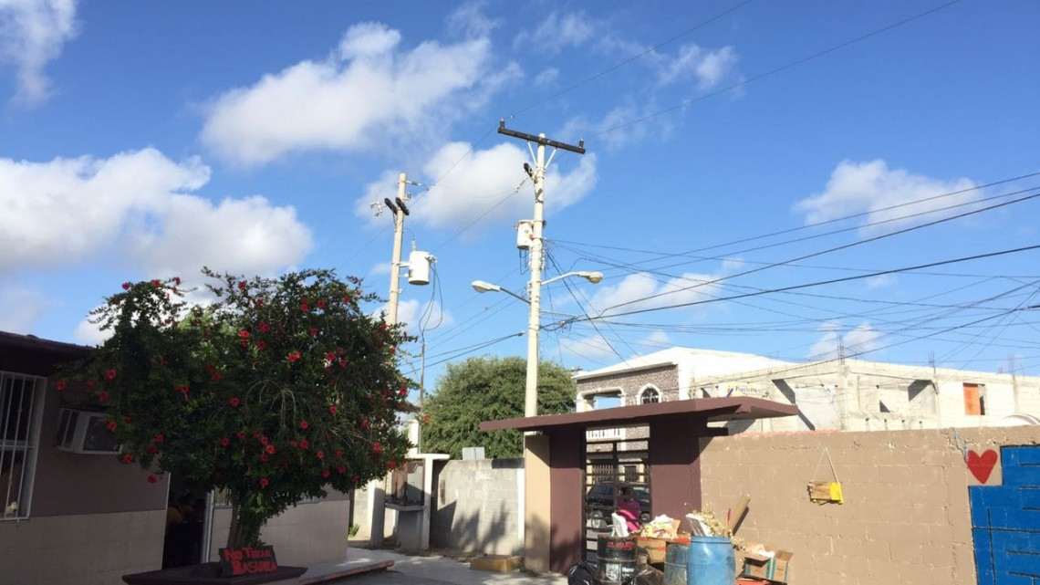 800 alumnos en Matamoros se quedan sin energía eléctrica
