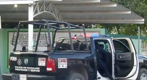 Suspenden Clases en escuela de Nuevo León tras encontrar armas blancas
