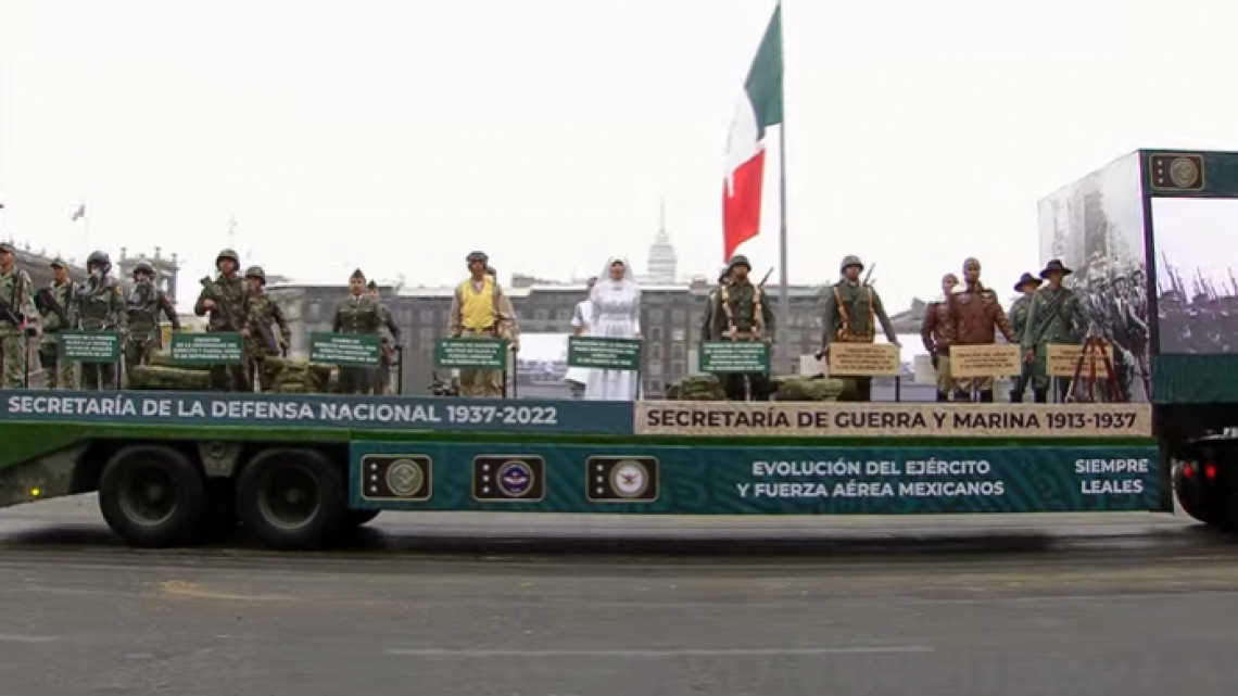 Asi se vive el desfile cívico militar por el 112 aniversario de la Revolución Mexicana 