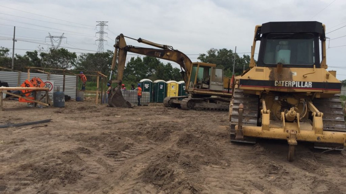 Empleo y derrama económica genera inicio de construcción de centro comercial