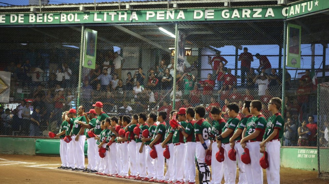 México derrota a Brasil por Nocaut y amarra su pase a la siguiente ronda