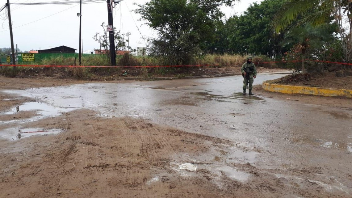 Fuga de gasolina por toma clandestina en Ciudad Madero 