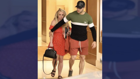 Captan a Britney Spears afuera del psiquiátrico