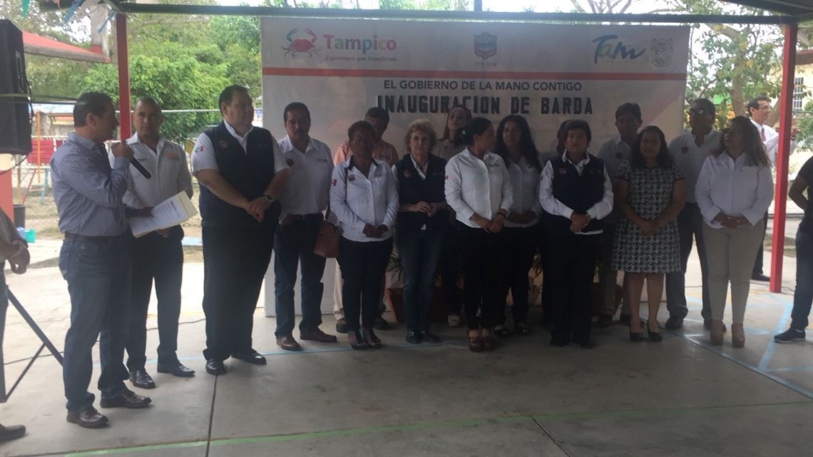 Entregan barda perimetral en el kinder Margarita Maza de Juárez