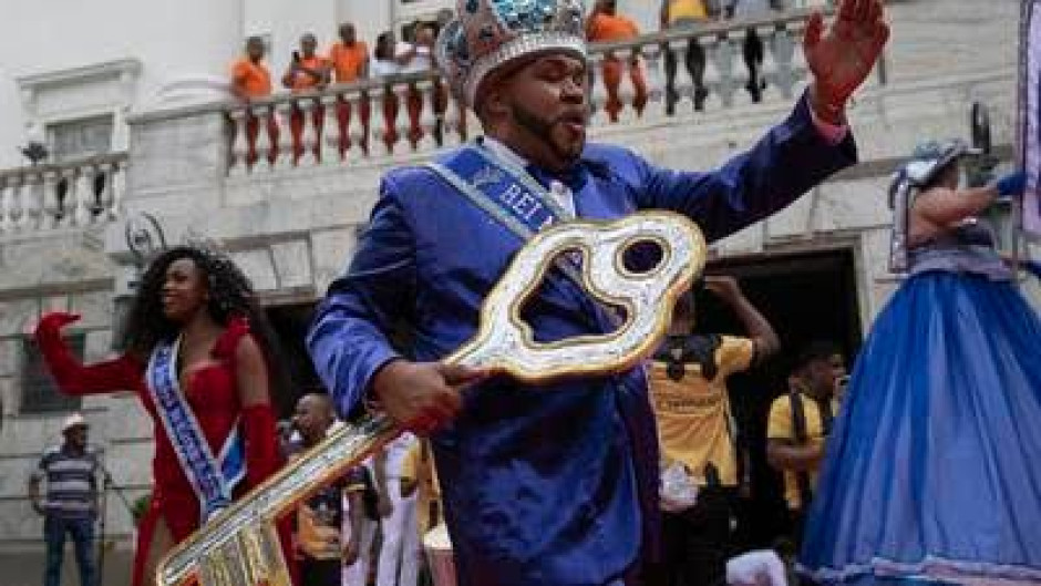 Regresa el carnaval a Río de Janeiro tras la pandemia