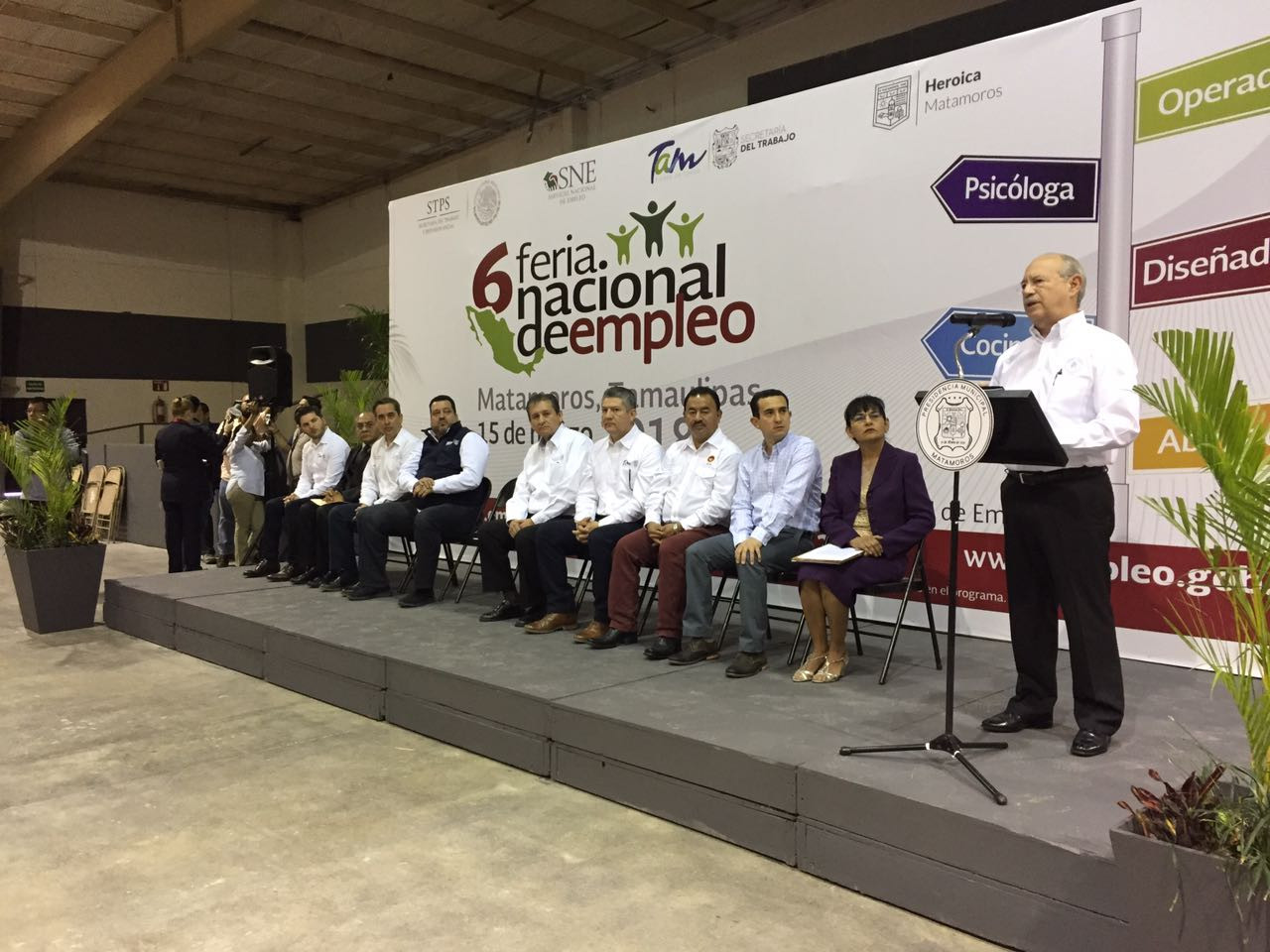 Ofertan más de 2 mil empleos en Matamoros