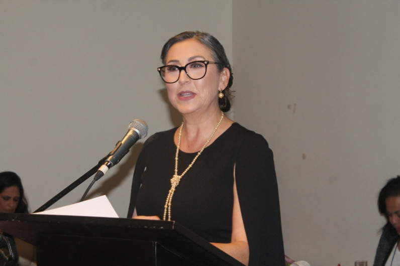 Rosy Cantú asume presidencia de “Amigas con Corazón”