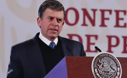 "No me han informado de alguna irregularidad", Sheffield sobre destitución de funcionarios