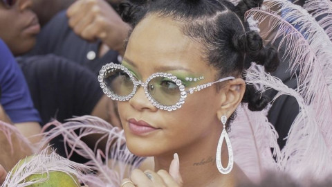 El look de Rihanna para el Carnaval de Barbados