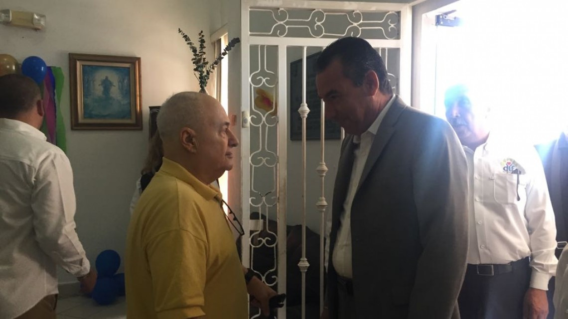 Festejan a los abuelitos en su día