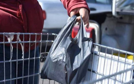 ¡Adiós plástico! Restringen uso de bolsas de plástico