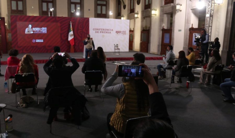 Anuncia AMLO que destinará 25% del presupuesto de publicidad para Seguridad Social a periodistas