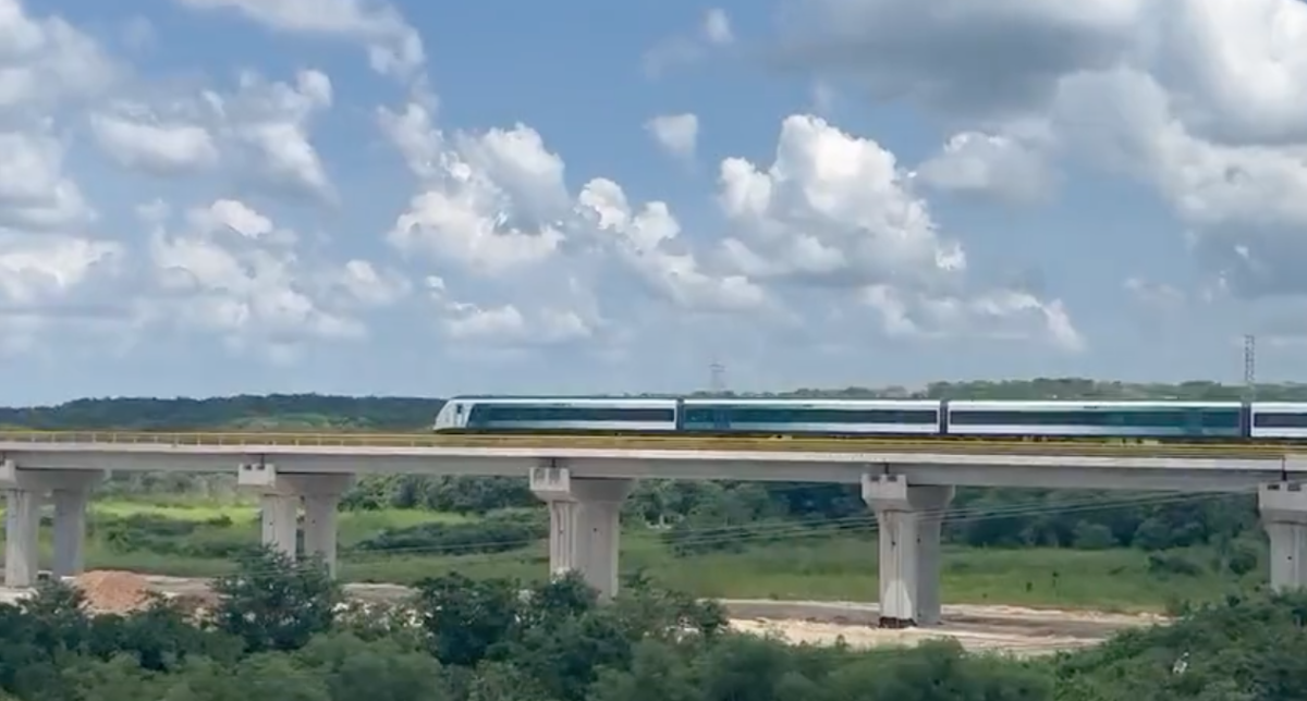 Realiza AMLO primer recorrido de supervisión a bordo del Tren Maya