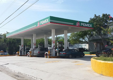 Gasolineras de la frontera no darán servicio