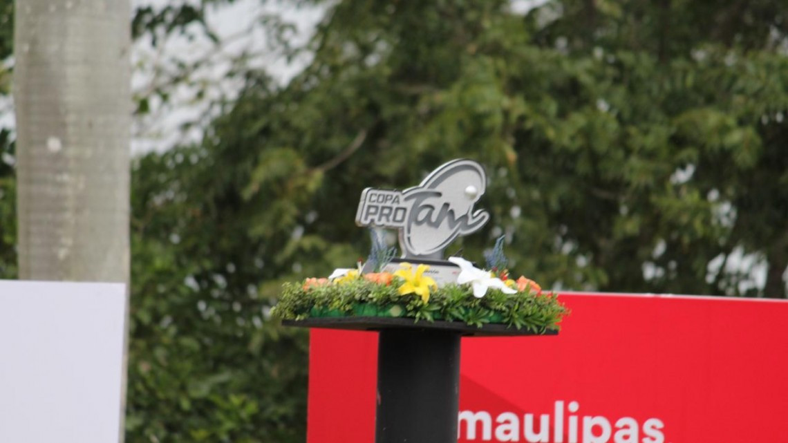 Golfistas nacionales y extranjeros participan torneo que se realiza en Tampico