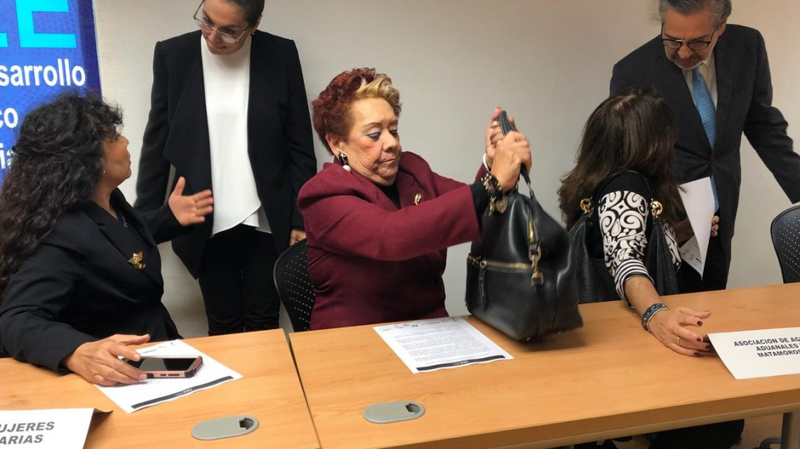 Piden empresarios locales solucionar conflicto sindical