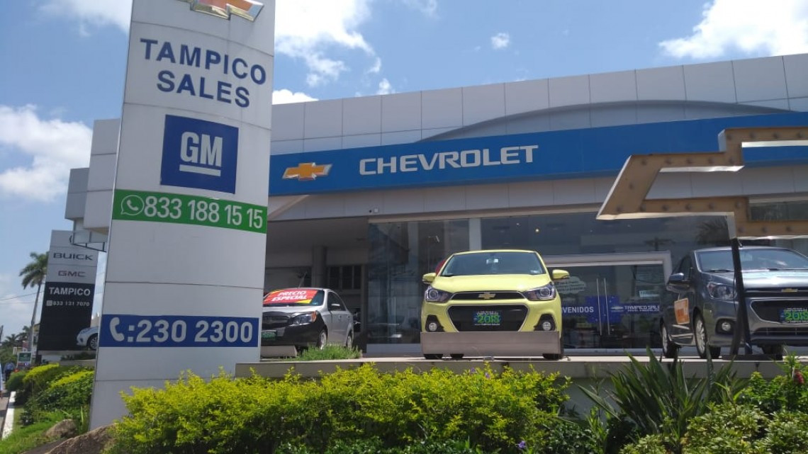 Se desploma en México en un 8.4%  la venta de autos nuevos