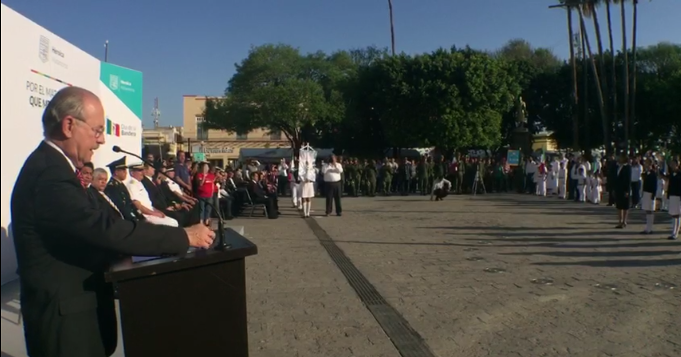 Celebran en Matamoros el Día de la Bandera 