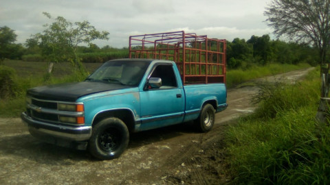 Policía Investigadora recuperan tres automóviles con reporte de robo 