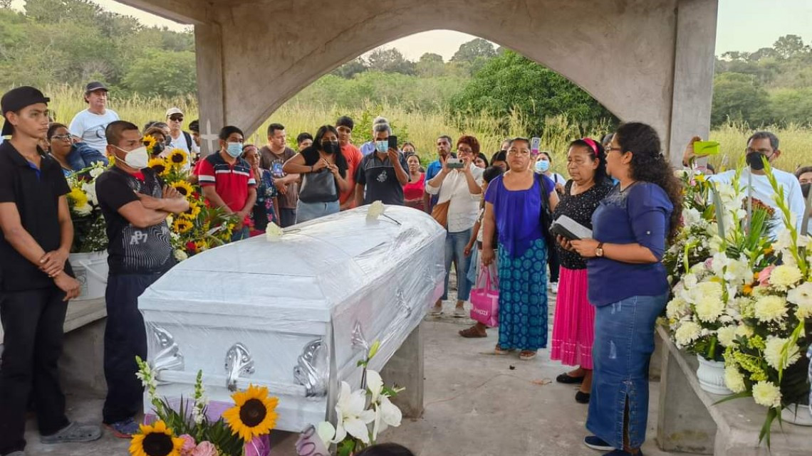 Despiden a Rosa Isela, joven embarazada raptada para robarle a su bebé