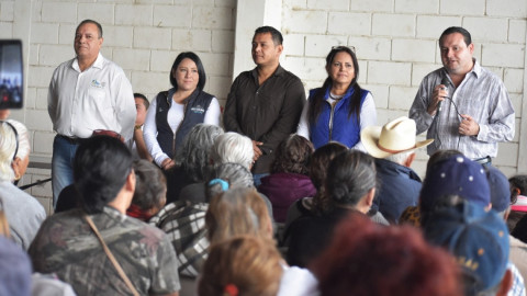 Facilita Ayuntamiento entrega de apoyos a la población vulnerable 