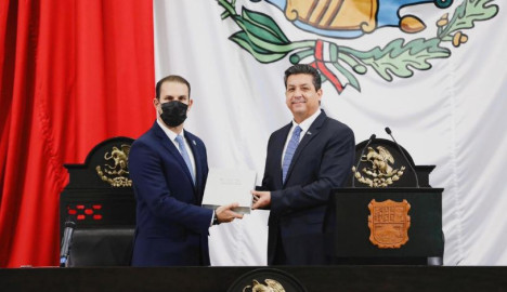 Entrega Cabeza de Vaca quinto informe de gobierno 