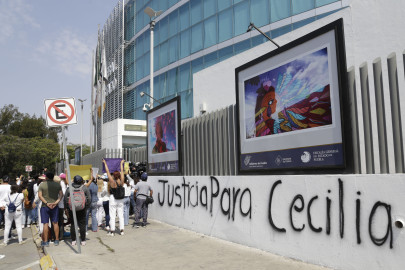 Lamenta AMLO asesinato de la activista Cecilia Monzón