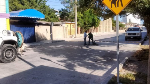 Comapa trabaja con equipo vactor